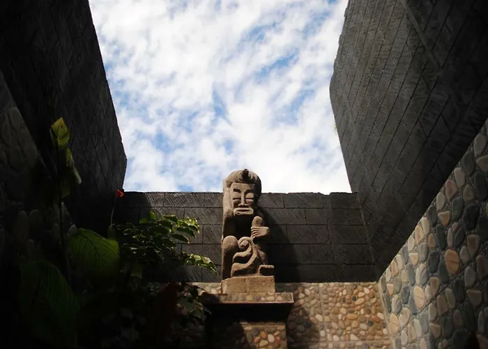Tiara Bali ペムテラン